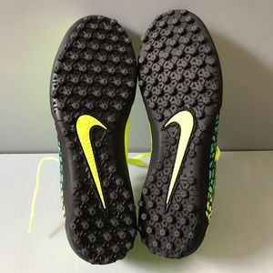 Nike Shoes - Nike Hypervenom Phelon II TF Nike Shoes - Nike Hypervenom Phelon II TF